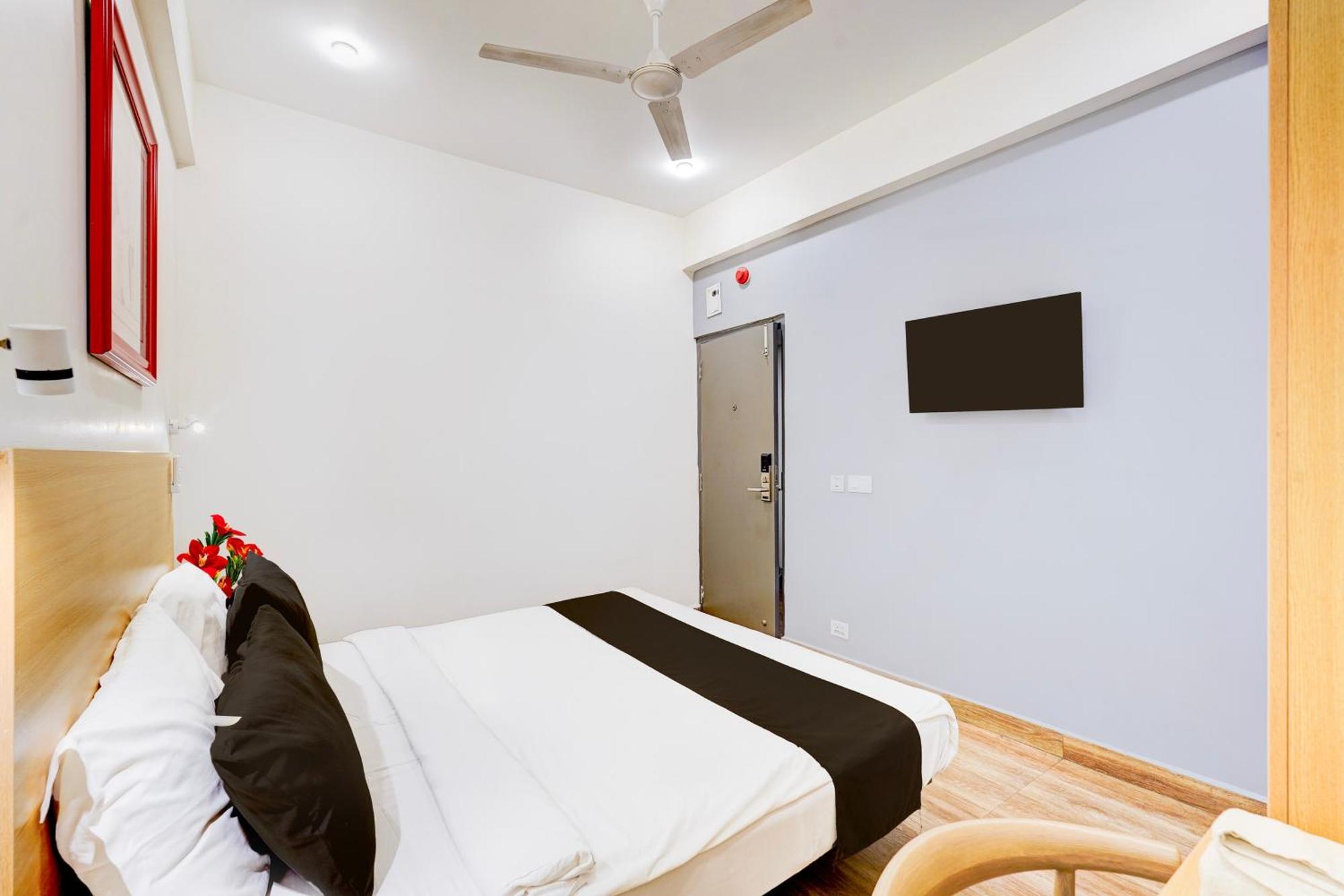 Hotel Treebo Trend De Alphabet Tirupati Exterior foto